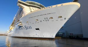 cruise ship