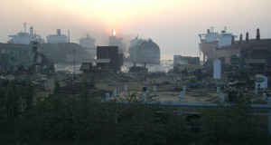 IMO Starts Ship Recycling Project in Bangladesh