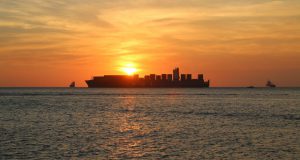 MOL containership